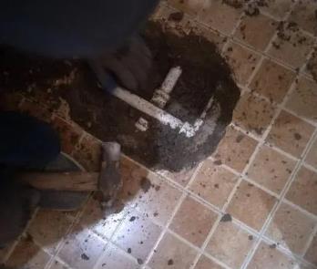 万宁卫生间漏水维修公司为您分享下卫生间渗水如何处理及注意事项